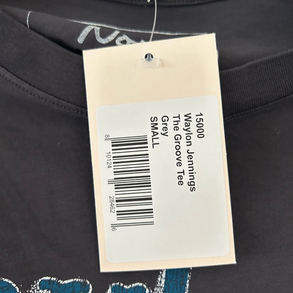 NWT✨ Maternity Waylon Jennings Graphic Tee - Picture 5 of 6